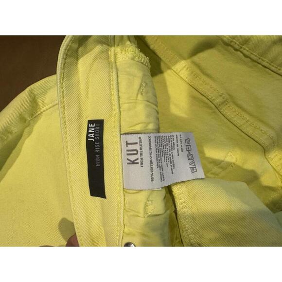 KUT Yellow Frayed Hem Denim Shorts Size 16 - New With Tags - Picture 6 of 6